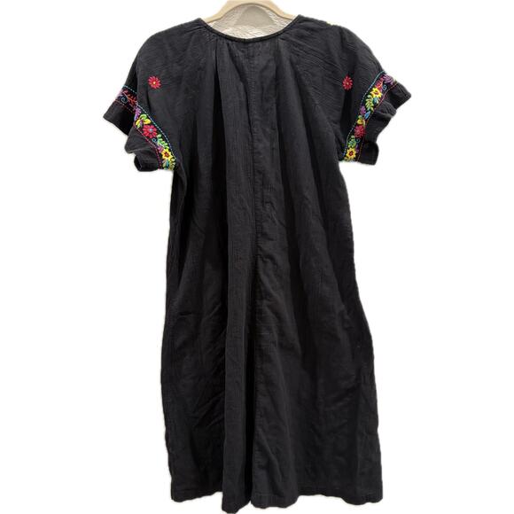 Go Softly Patio Dress Black Patio House Dress Embroidered Flowers 100% Cotton - Picture 2 of 6